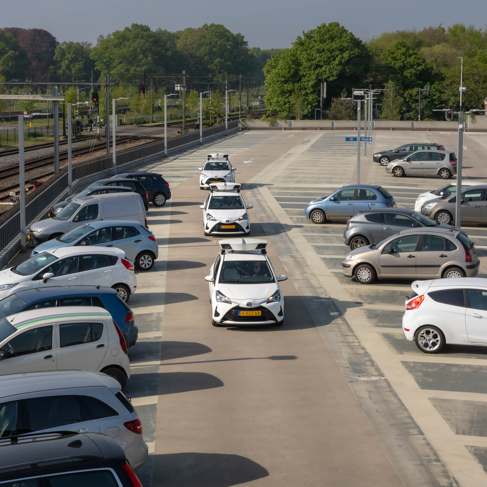 Scanauto aan het meten